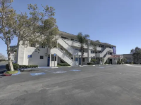 Motel 6 Bellflower, CA - Los Angeles Hotels in Bellflower