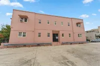 StayAE - Flamingo House Hotels in Baton Rouge