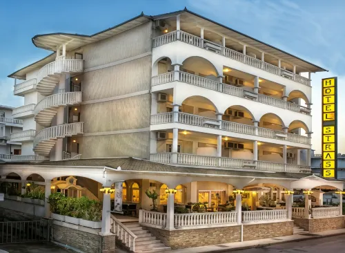 Hotel Strass - 3-Star