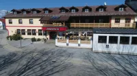 Landgasthof Penn Hotels in Kunzing