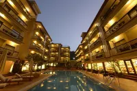 Deltin Suites - Pools