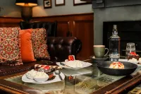 Delatite Hotel