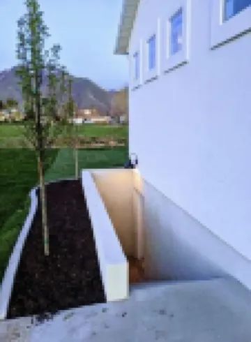 Modern Mapleton Get-a-way