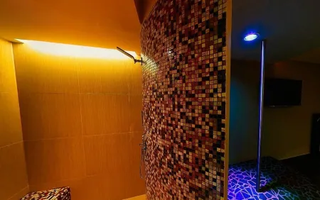 Sensaciones Motel Boutique - Adults Only Отели рядом с достопримечательностью «Xcaret Centro de Autobuses»