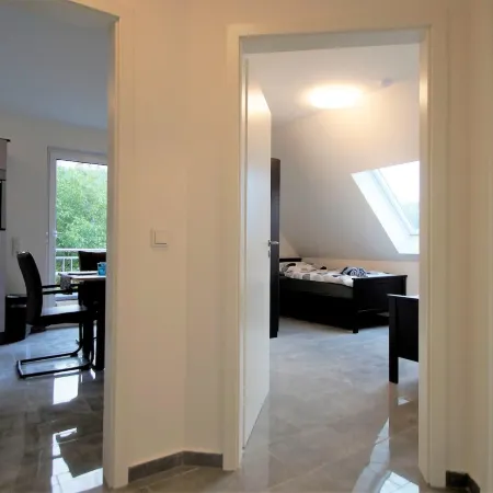 Overath Luxus Apartments Отели в г. Оверат