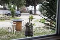 Hotel Restaurant la Plage Hotels in Port-Saint-Louis-du-Rhone