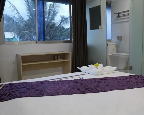 John Bosco Guesthouse โรงแรมใกล้วัดเลย