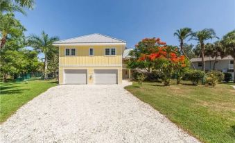 3 br Private Suite in our Waterfront Paradise