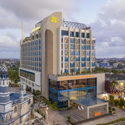 Platinum Hotel & Convention Hall Balikpapan Hotels near Batu Ampar Bus Terminal