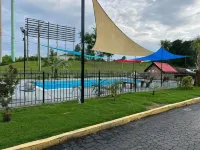 Country Hearth Inn & Suites Cartersville - Pools
