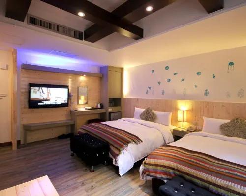 Penghu Royal Hotel Hotels near Xiying Rainbow Bridge