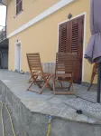 Apartment in a detached house