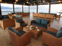 Toba Beach Hotel Hotel di Tomok