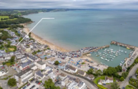 Ivydene - Beautiful Cottage, Stone Throw from Beach, Wonderful Sea Views