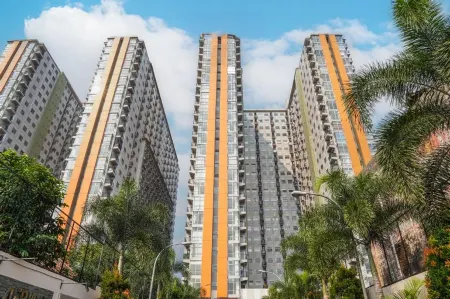 Apartemen Grand Asia Afrika by Barqs Отели в г. Lengkong