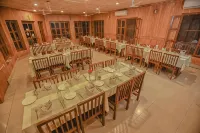 Hotel Wildlife Camp Hotels in Sauraha