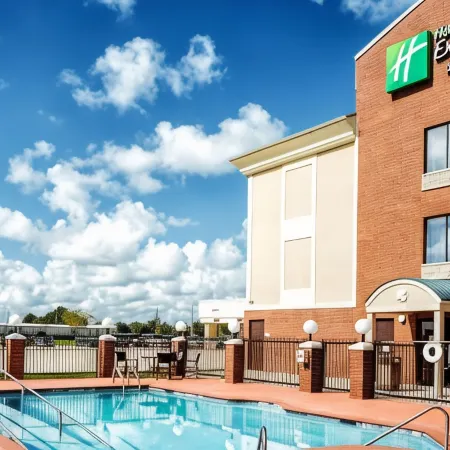 Holiday Inn Express & Suites WALLER - PRAIRIE VIEW by IHG