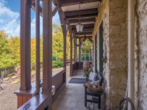 帶露台和桑拿的明亮公寓