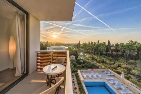 Aminess Vival Velaris Resort Отели в г. Мирца