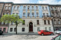 Leone Aparthotel - 3 Yıldız