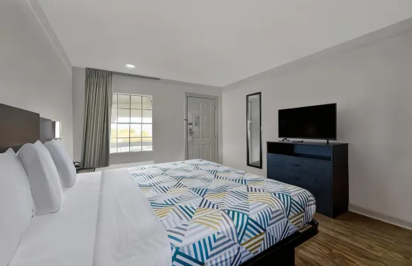 阿拉巴馬蒙哥馬利 - 東部大道 6 號汽車旅館