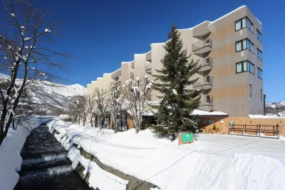 Hotel Hakuba Các khách sạn gần Happo Pond
