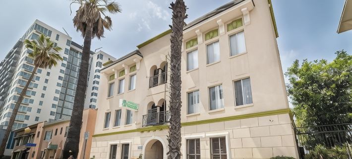Lumea by the Sea Hotels in Long Beach