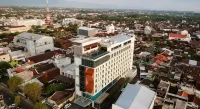 Java Lotus Hotel Jember Hotel dekat Pasar Tegal Besar