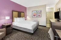 La Quinta Inn & Suites by Wyndham Hillsboro Hotels in Hill County