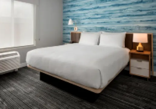 波特蘭機場套房酒店 南波特蘭酒店