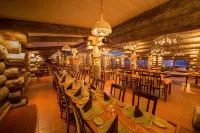 Kakslauttanen Arctic Resort - Igloos and Chalets - พร้อมอาหารเช้า