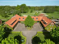 Schloss Lüdersburg Hotels in Brietlingen