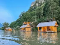 Nongkhiaw the Float House