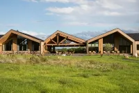 Wildflower Farms, Auberge Collection
