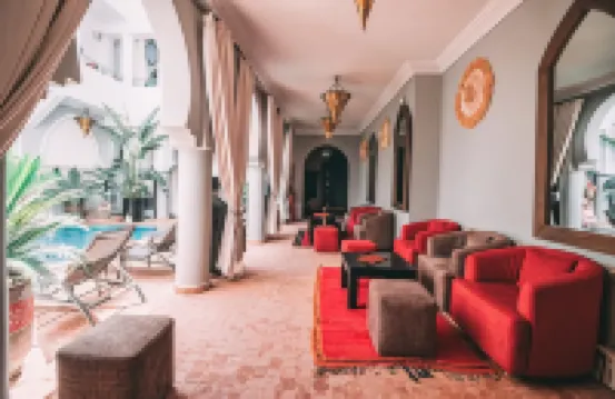 里亞德什米斯酒店