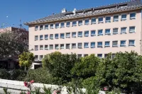 Infanta Mercedes Hotels near Pitis Metro Station