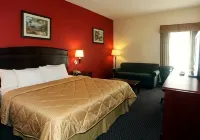 Truckerz Inn Hotel in zona Rusk, TX Footbridge