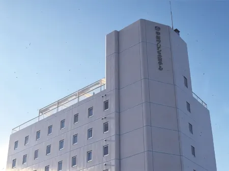 Nakamura Prince Hotel Отели рядом с достопримечательностью «Shimantogawayacho Natural Park»