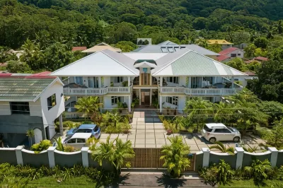 340 Mountain View Apartments Hotel in zona Cathedral of the Immaculate Conception