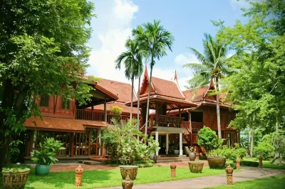 Dhabkwan Resort Hotel a Suan Yai