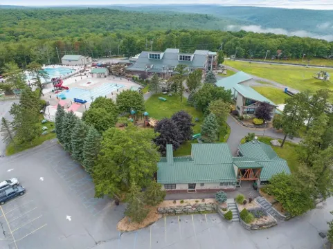 Welcome to this beautifully updated home in Masthope Community