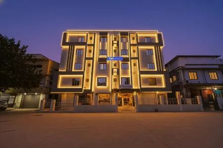 FabHotel the Crystal - Near New Market Отели рядом с достопримечательностью «Индиан Музеум»