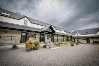 Loch Ness Bunk Inn Hotels in 