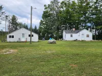 Cabin in Wooded Setting, Safe, Charming, Thumb Lake, Snowmobile, Icefish, Boyne