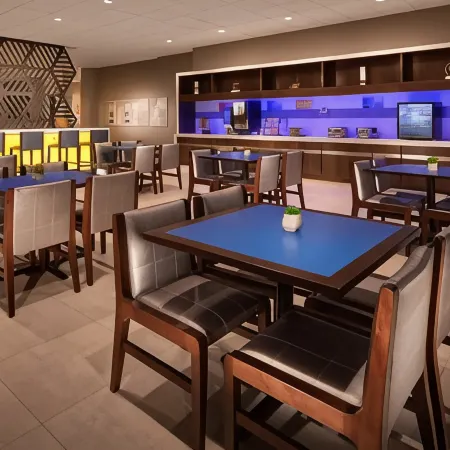GLo Best Western Nashville