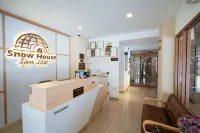 雪屋武裏南酒店
