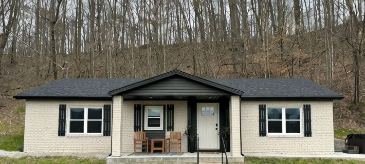 Hot Tub! Fire Pit! Picnic Area & Grill! View Hardwicks Creek Haven@Rrg Hotels in Powell County