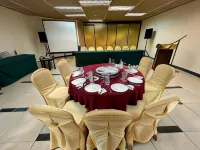 Oriental Crystal Hotel