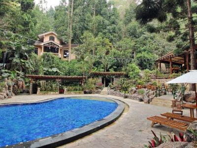 Safari Resort