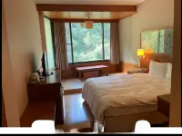 Dragon Vally Hotel and Paradise Hotels near Guguan